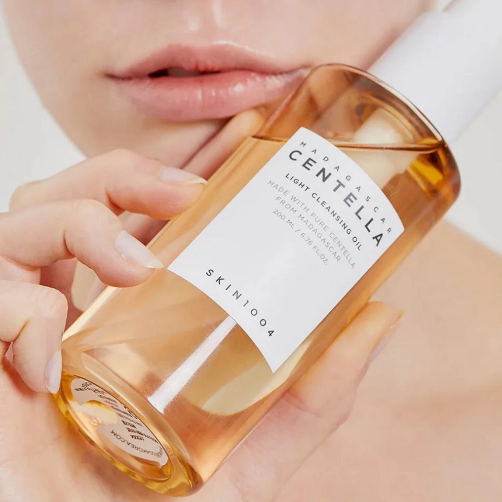SKIN1004 Madagascar Centella Light Cleansing Oil